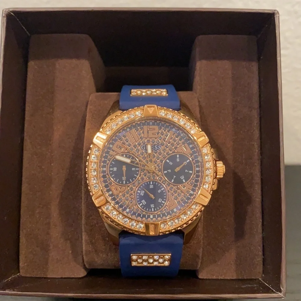 NEW GUESS Rose Gold-Tone Blue Women's Watch